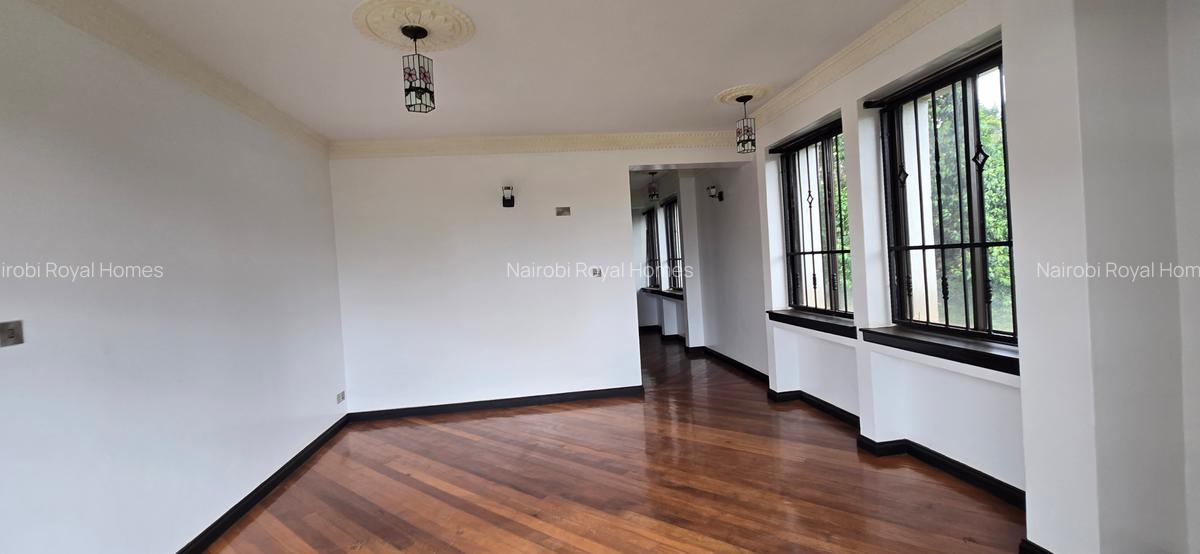 5 Bed House with En Suite at Runda Road - 12