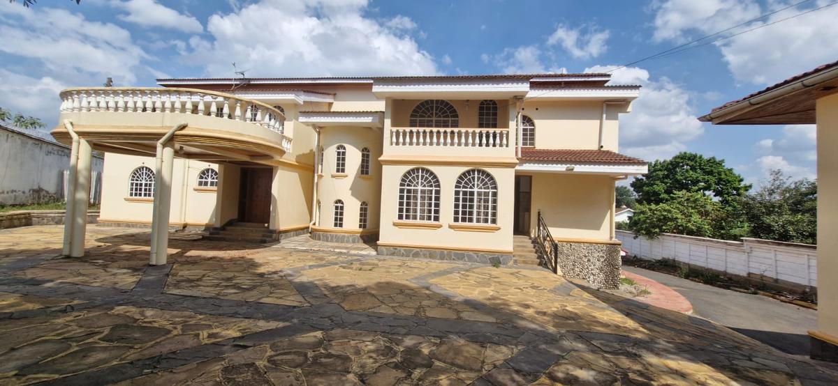 6 Bed House with Staff Quarters in Westlands Area - 1