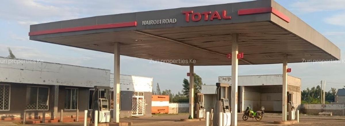 6 Bed House with Borehole at Nyamasaria Kisumu - 1