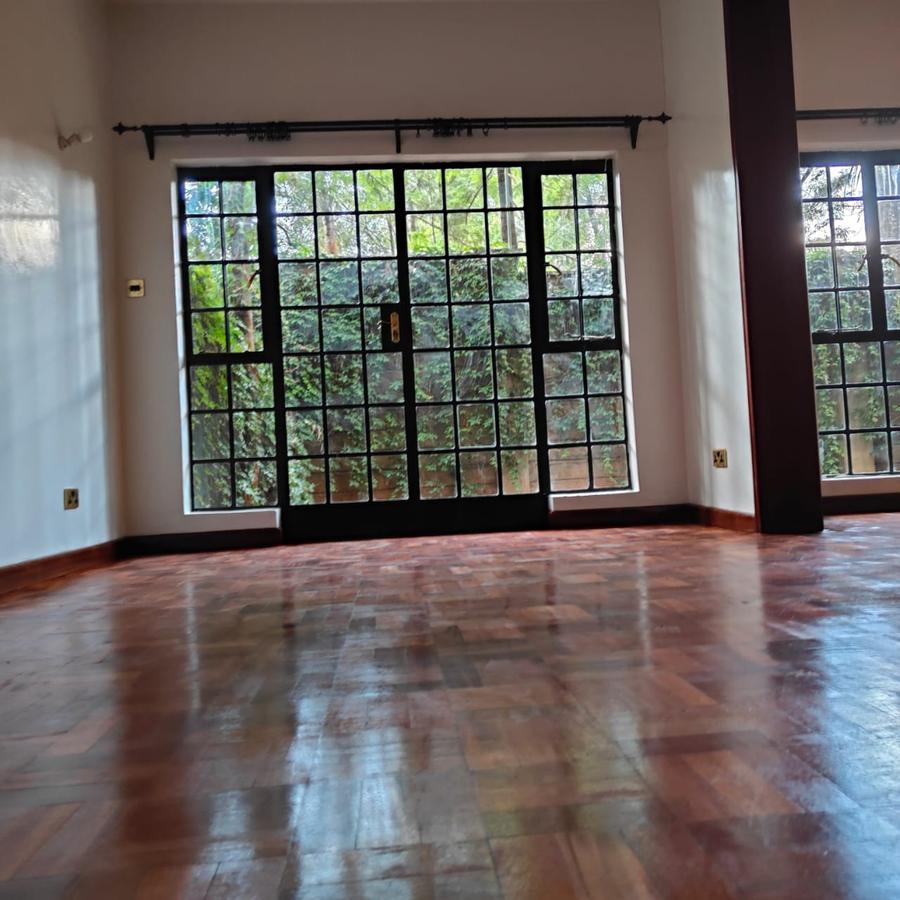 4 Bed Townhouse with En Suite at Riara - 13