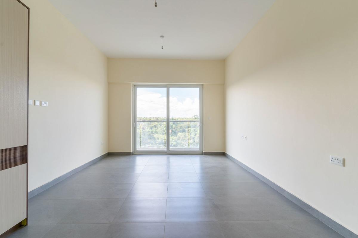 3 Bed Apartment with En Suite in Parklands - 14