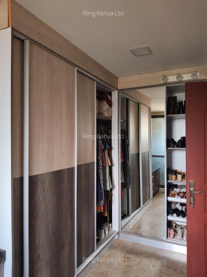 5 Bed House with En Suite in Westlands Area - 12