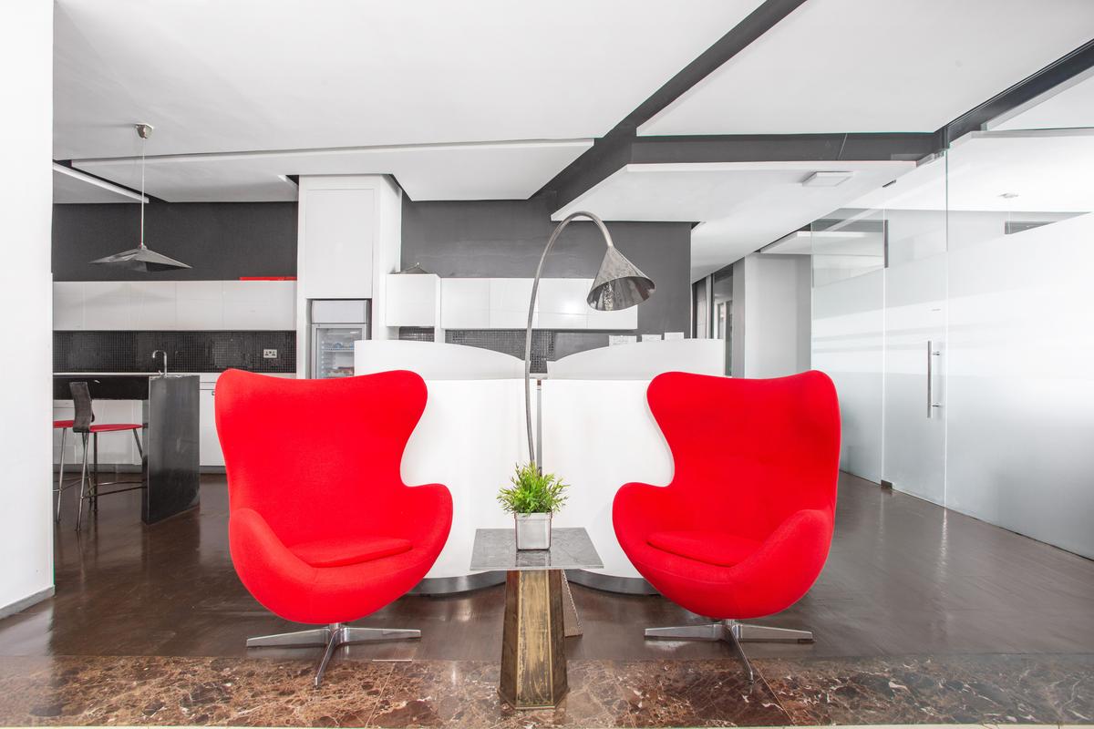Furnished 120 m² Office with Service Charge Included at Nairobi - 5