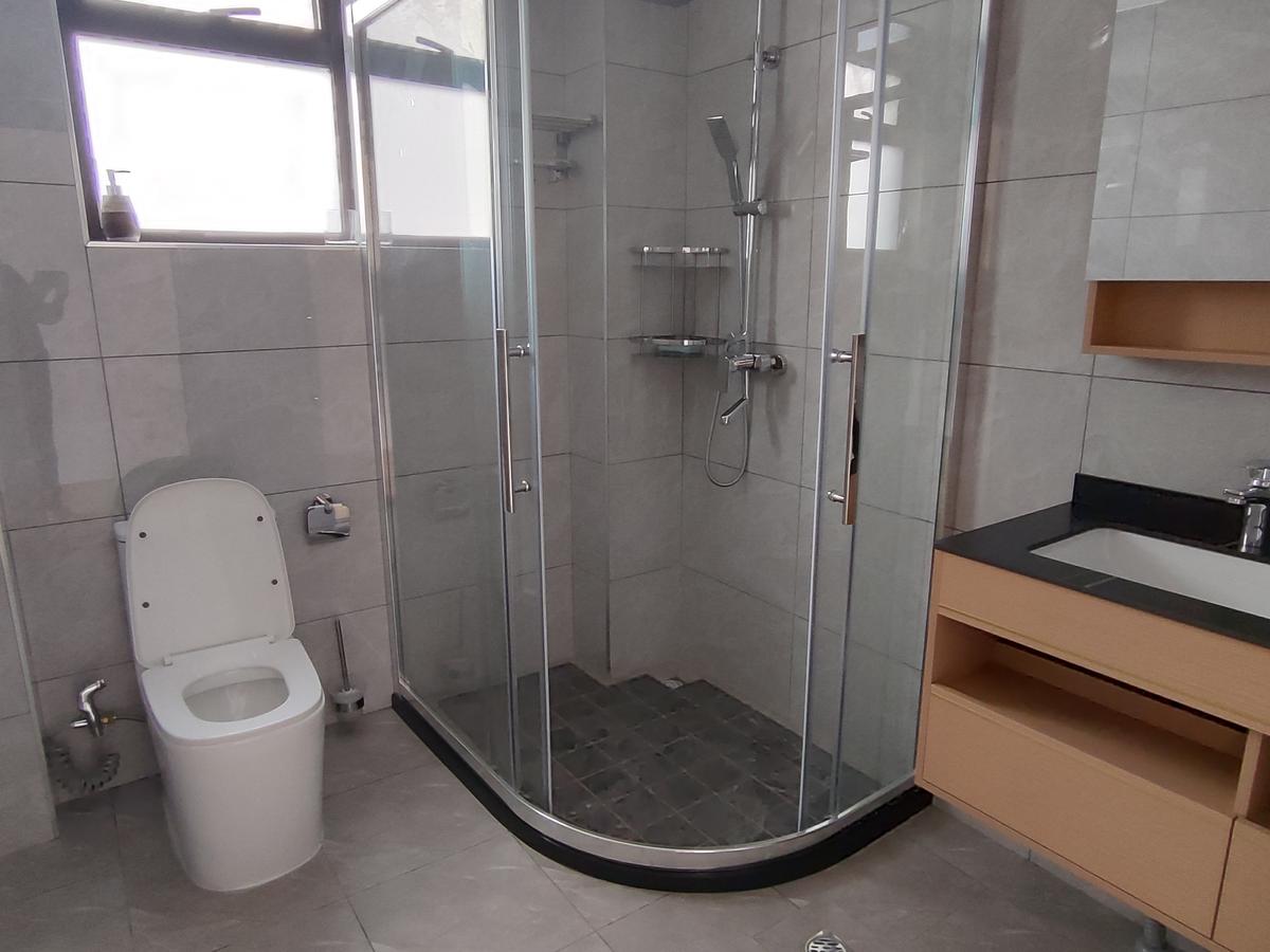 Serviced 1 Bed Apartment with En Suite in Kileleshwa - 18