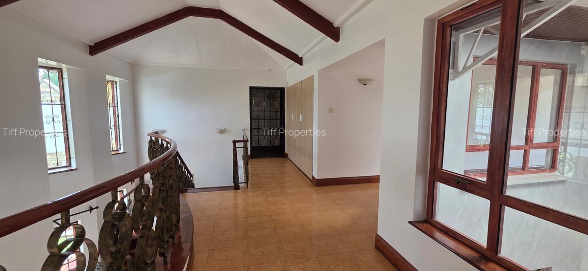 5 Bed Townhouse in Runda - 10