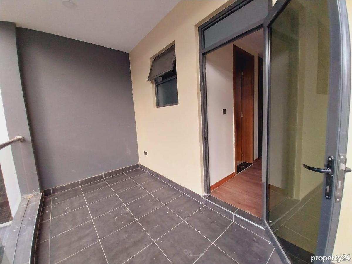 5 Bed Townhouse with En Suite in Lavington - 7