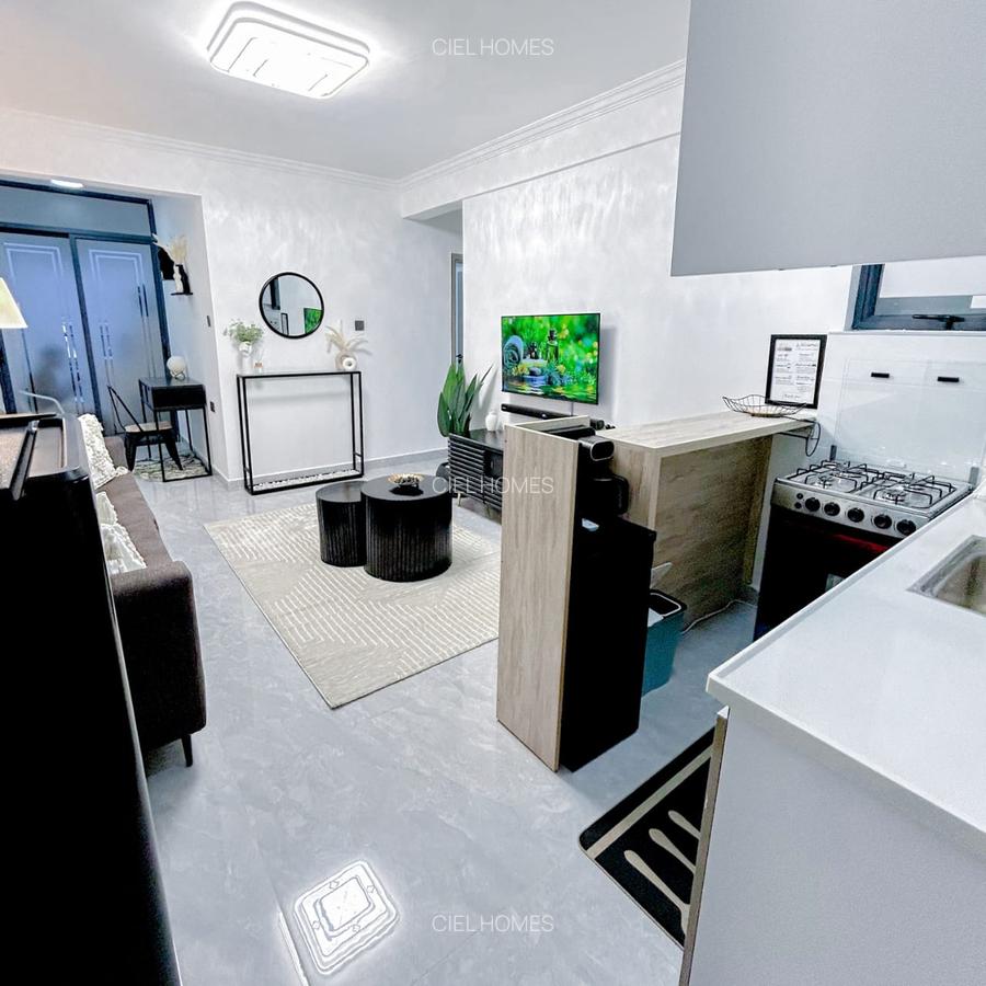 Serviced 1 Bed Apartment with Gym at Wood Avenue - 4