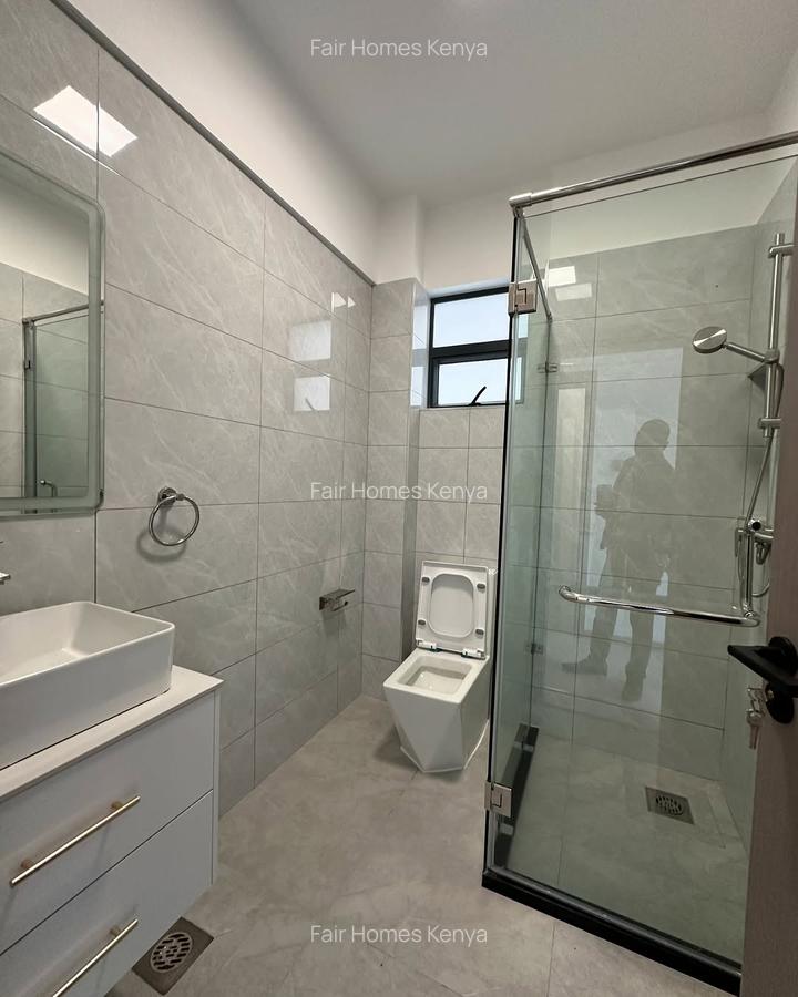 4 Bed Apartment with En Suite at Oledume Road - 14