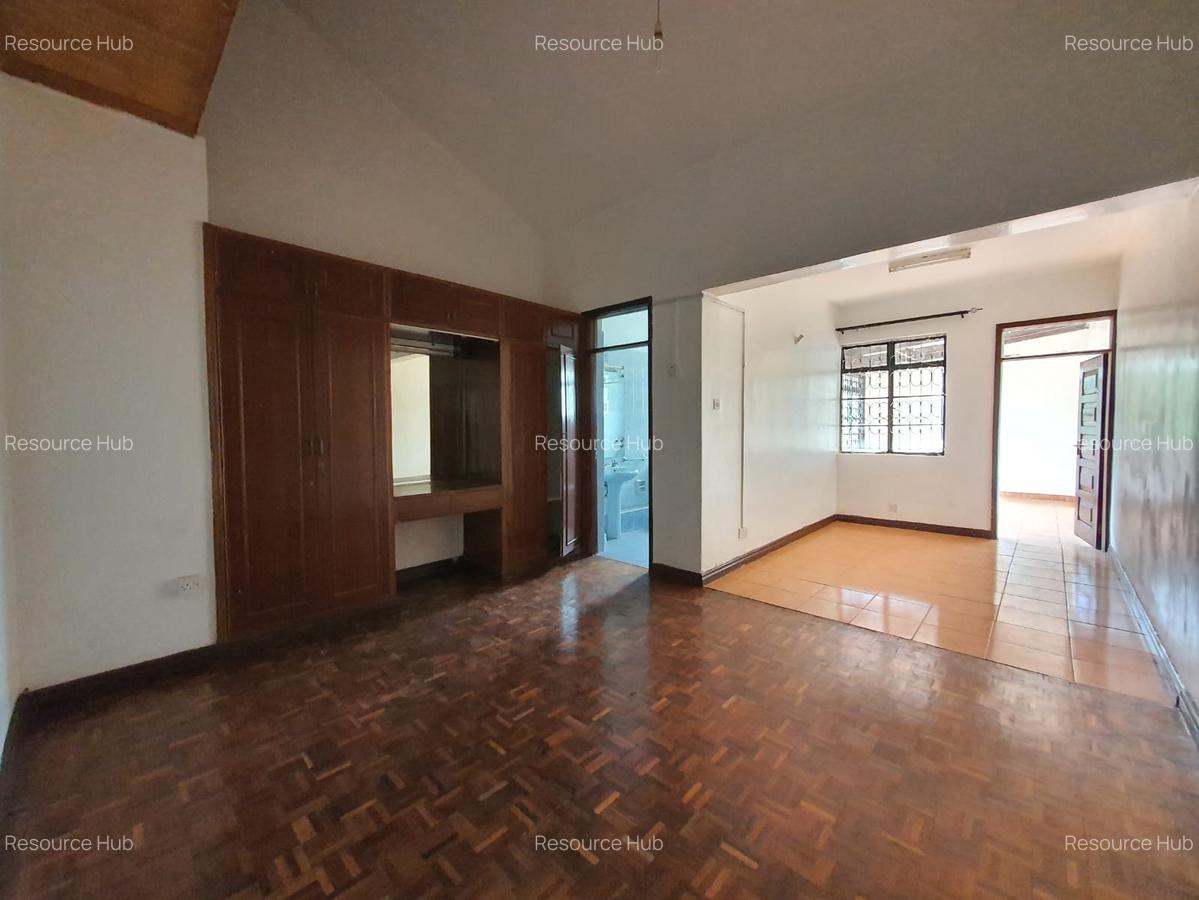 4 Bed Townhouse with En Suite at Shanzu - 16