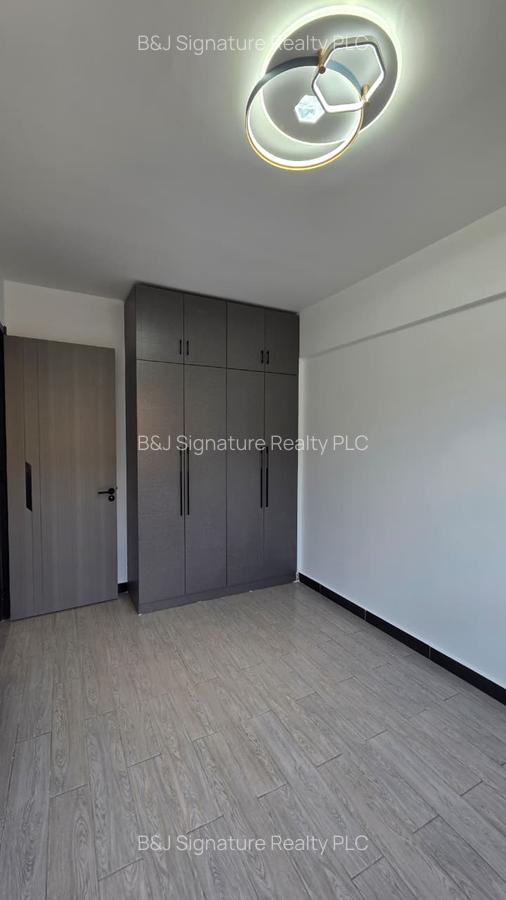 2 Bed Apartment with En Suite in Lavington - 15