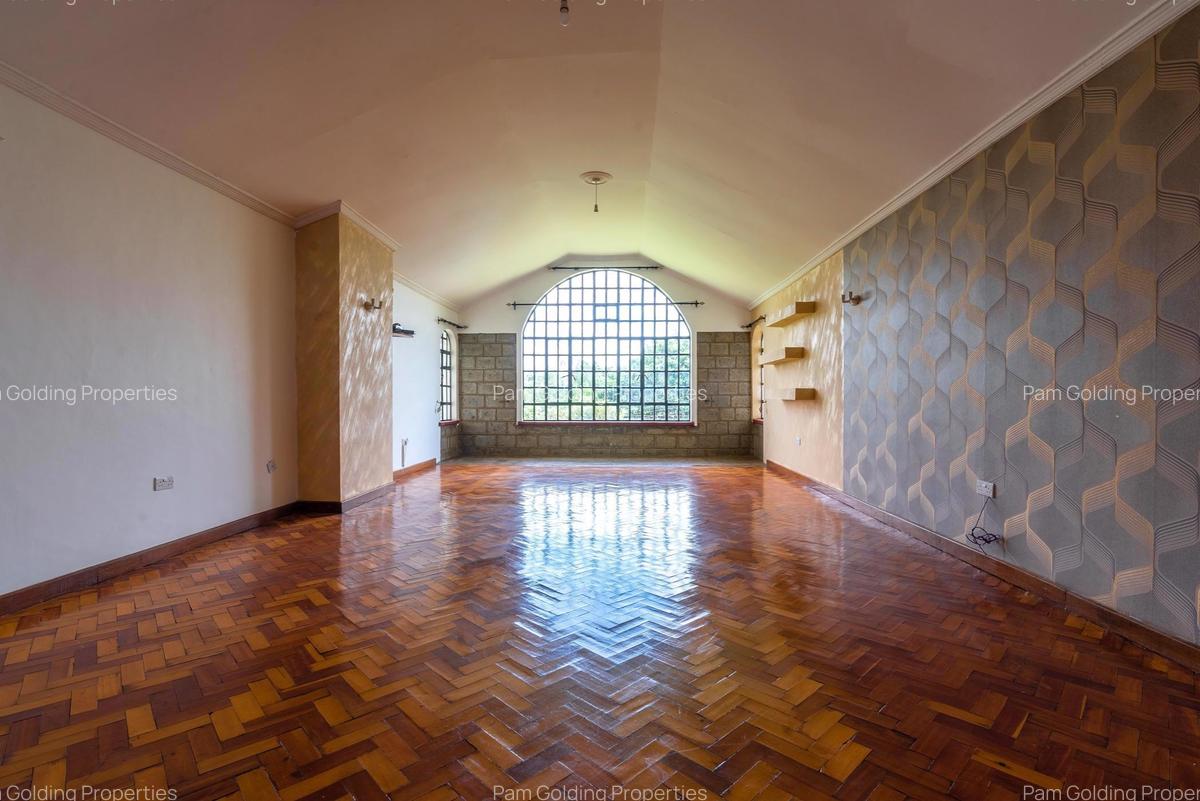 4 Bed House with En Suite at Muthaiga North - 4