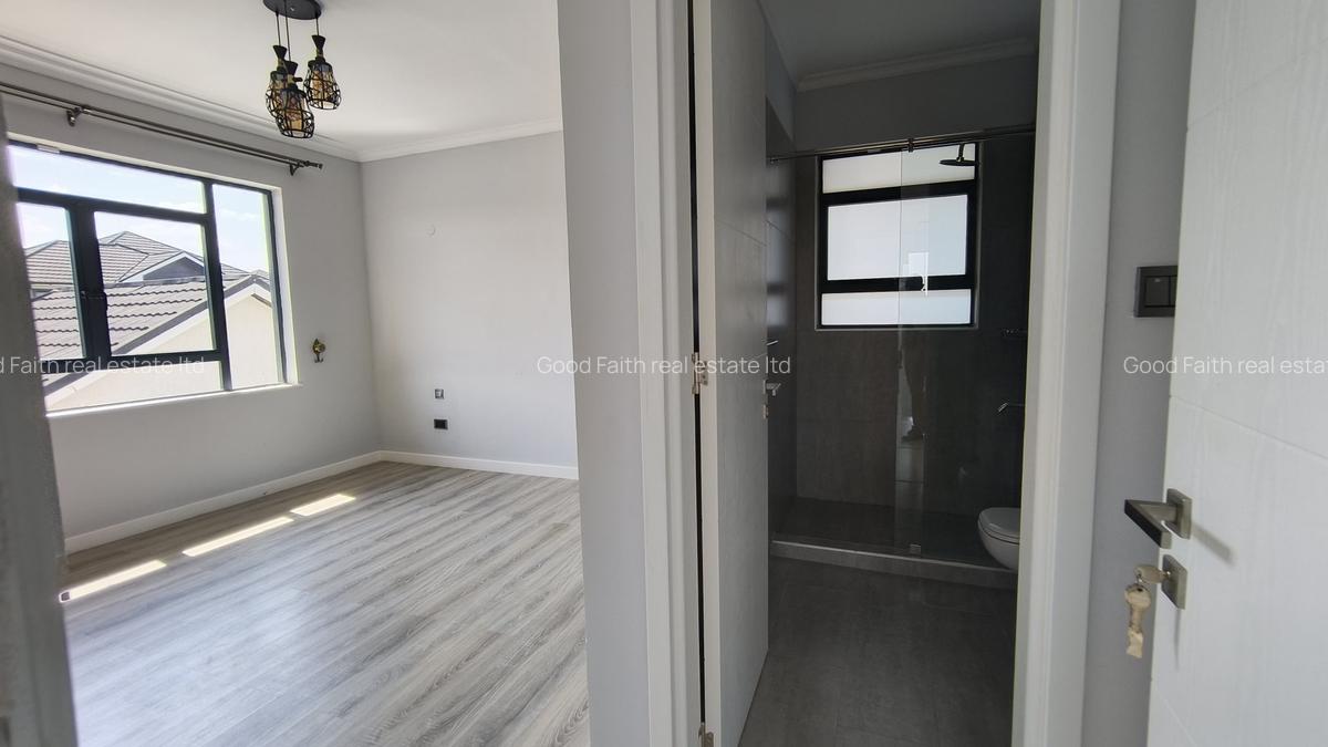 3 Bed Villa with En Suite in Kiambu Road - 14