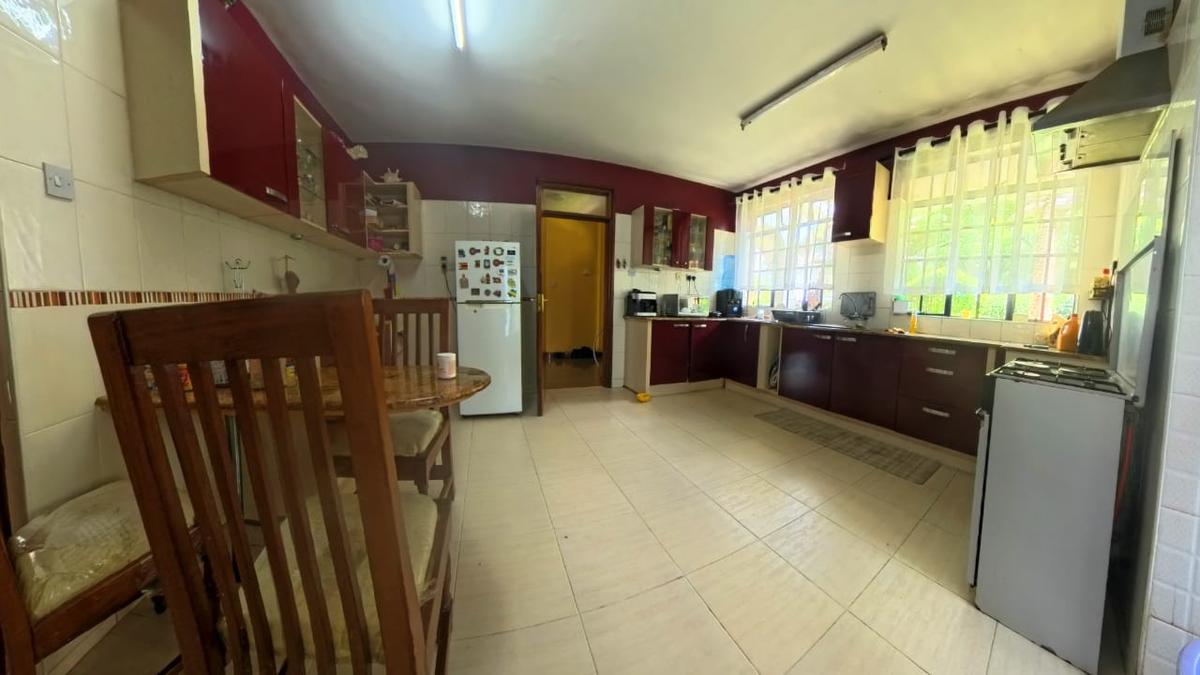 4 Bed Townhouse with En Suite at Lavington Green - 8