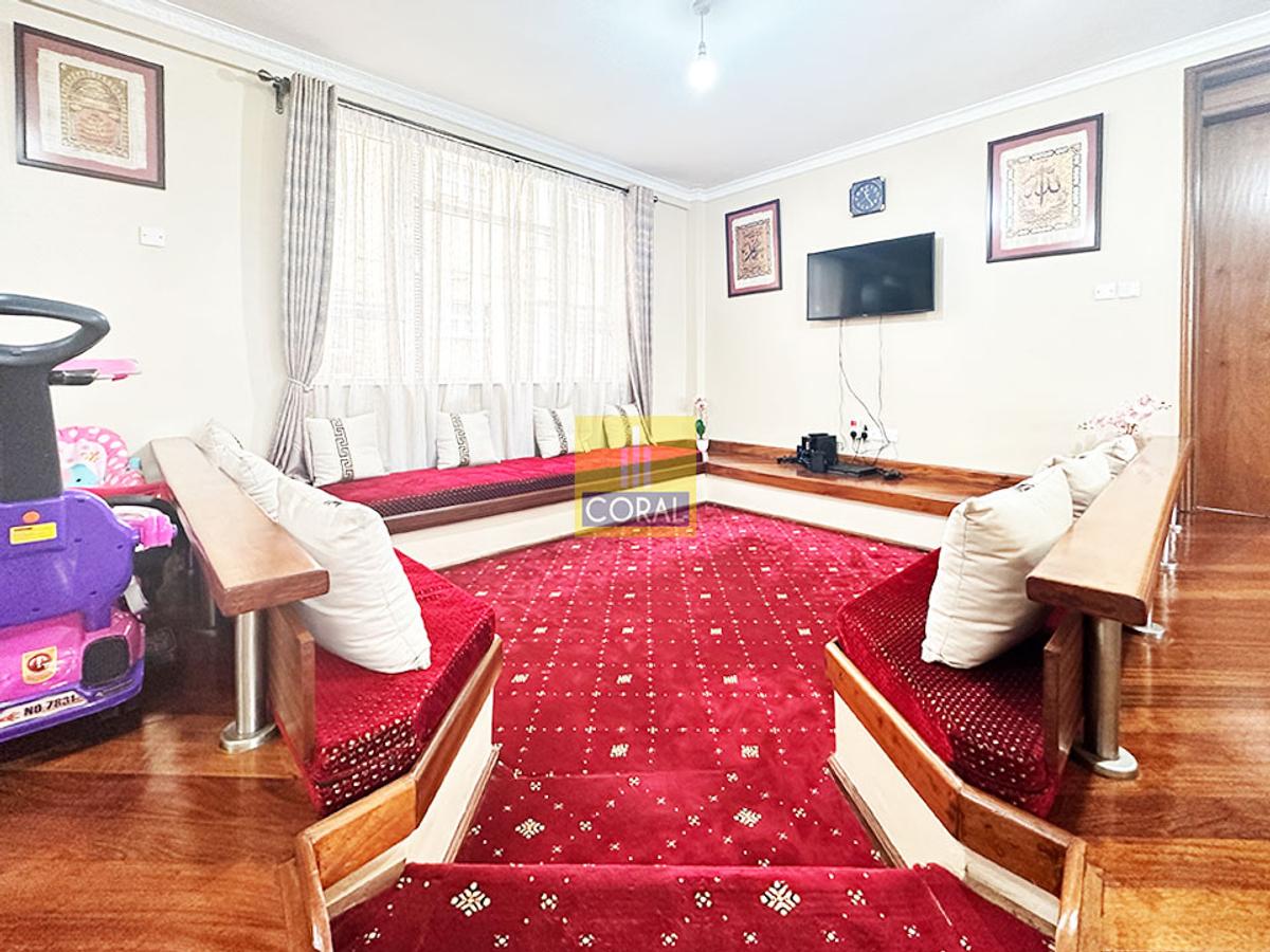 4 Bed Apartment in Parklands - 3