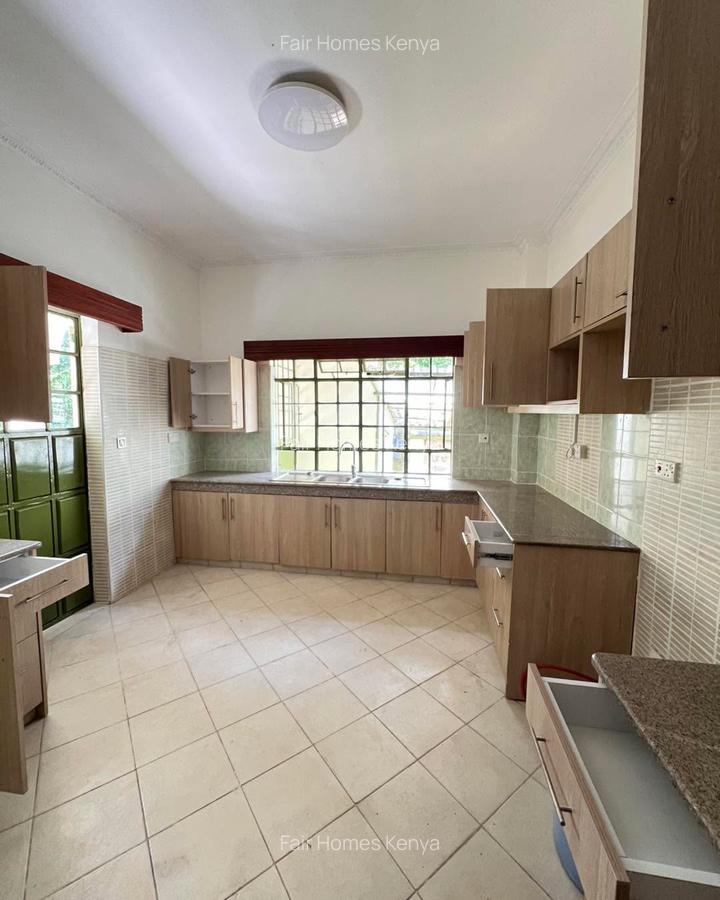 4 Bed Townhouse with En Suite at Chalbi Drive - 2