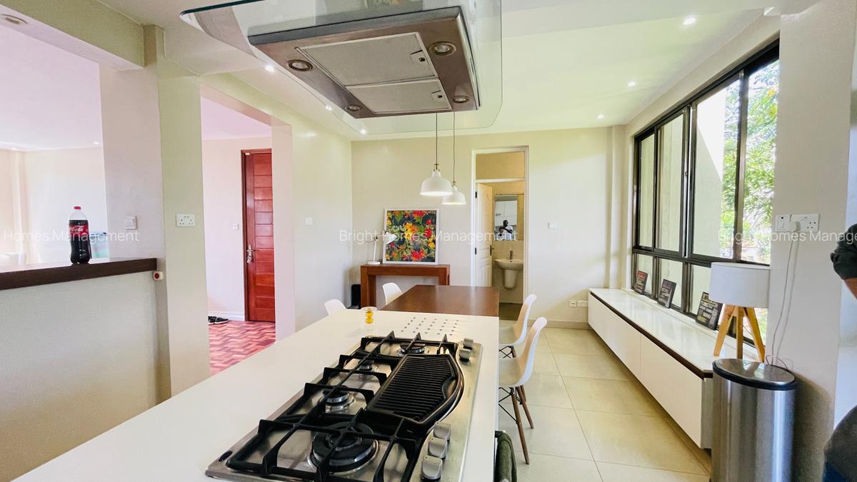 3 Bed Apartment with En Suite in Lavington - 8