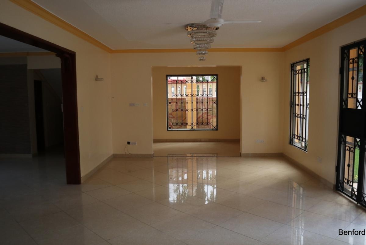 4 Bed Villa in Nyali Area - 3