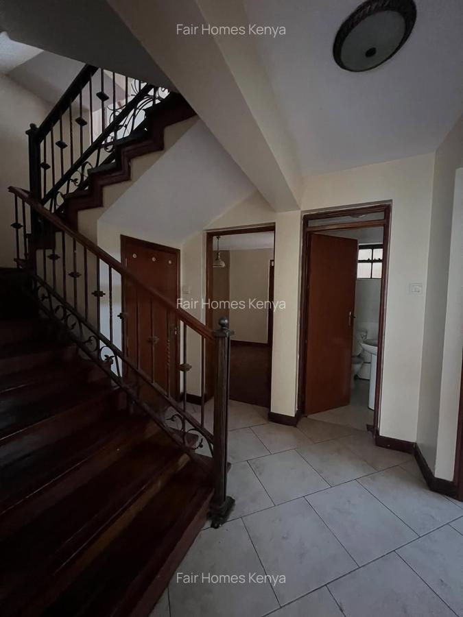 5 Bed Townhouse with En Suite at Kileleshwa - 3