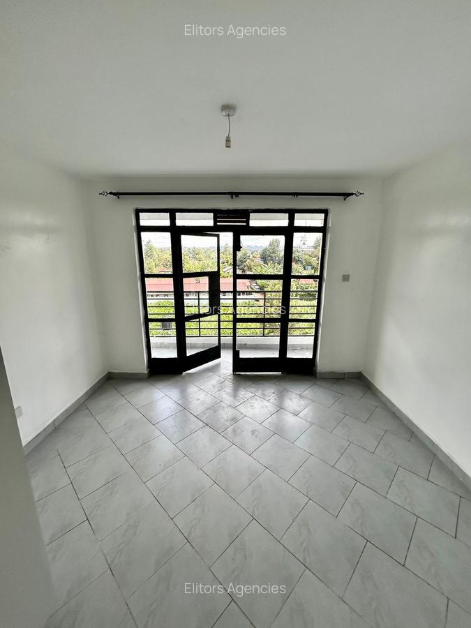 Studio Apartment with En Suite at Kirawa Road - 4