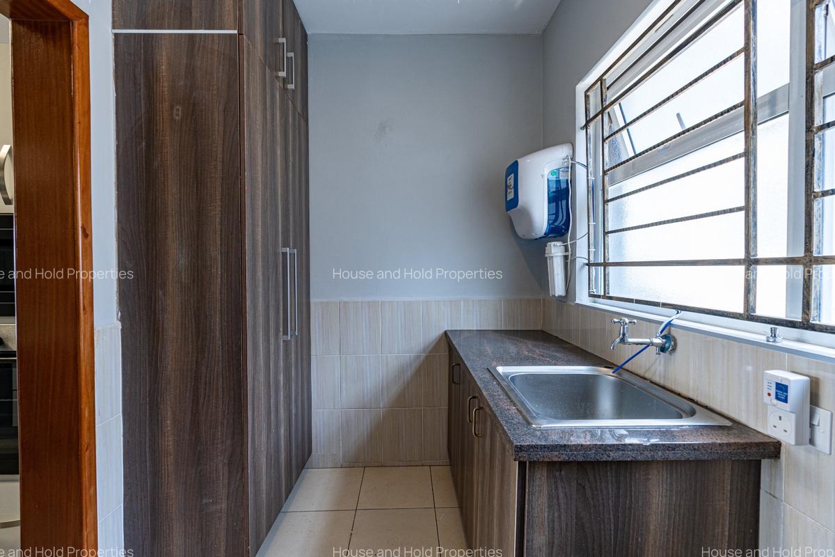 Furnished 2 Bed Apartment with En Suite at Othaya Road - 9