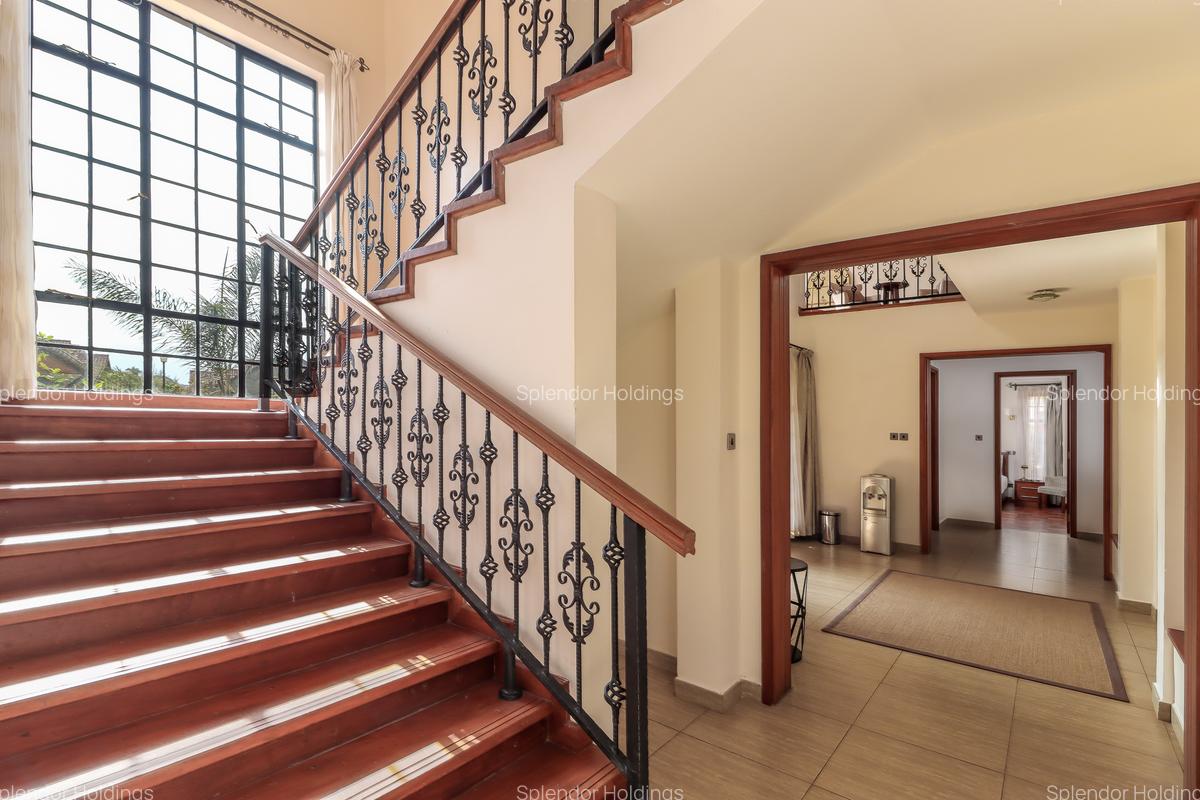 5 Bed Villa with En Suite in Karen - 10