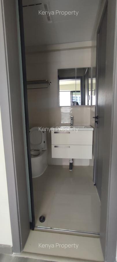Serviced 1 Bed Apartment with En Suite at Westlands Road - 3
