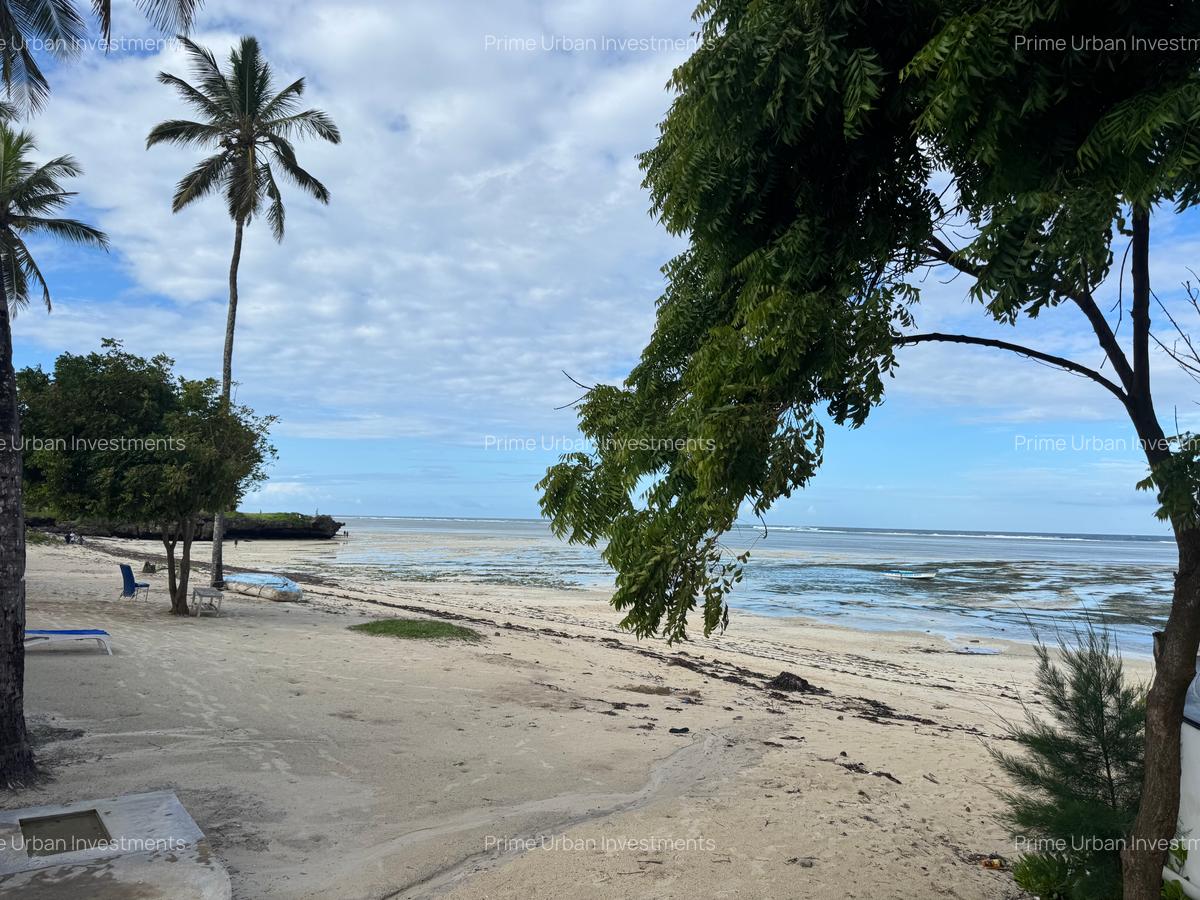 Land in Kikambala - 11