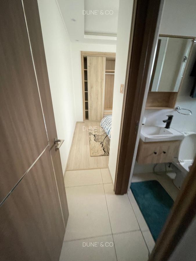 Serviced 1 Bed Apartment with En Suite in Westlands Area - 12