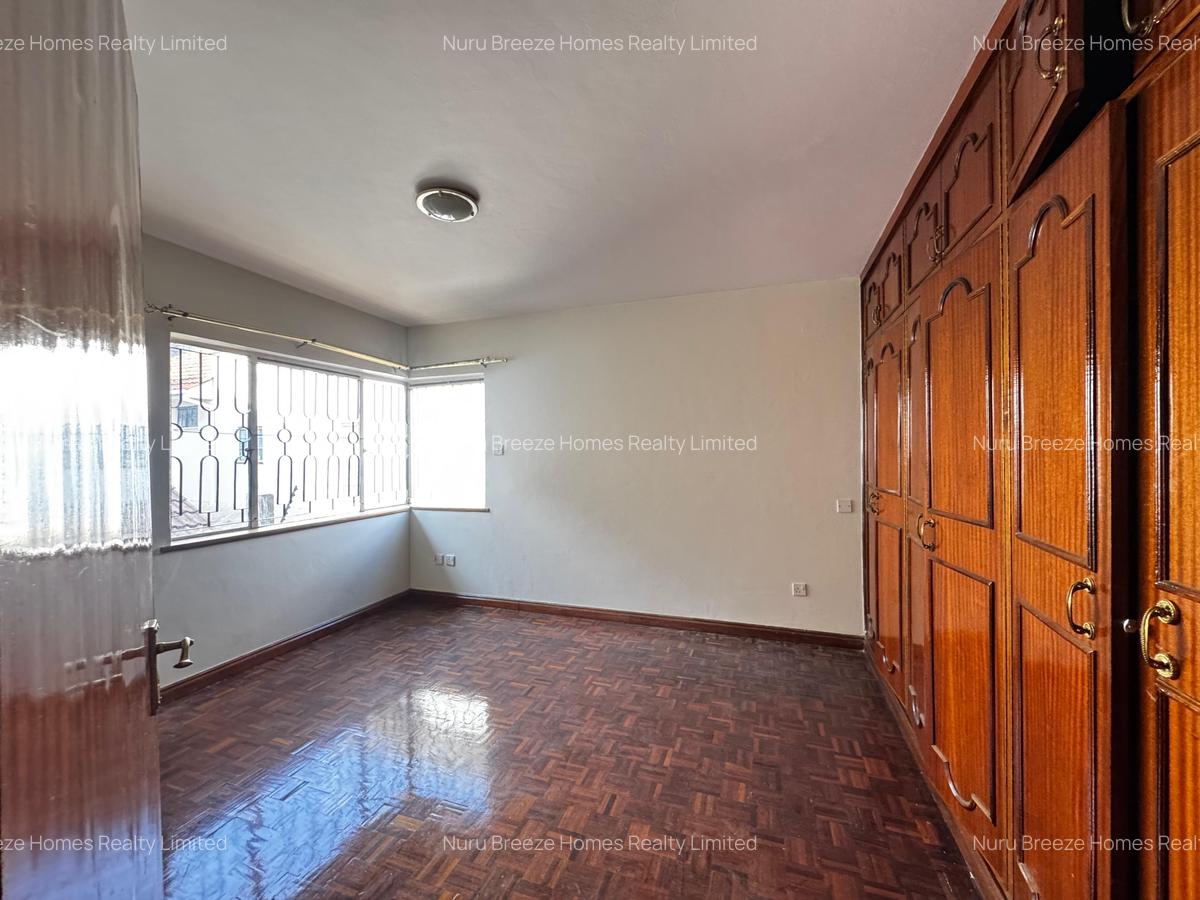 4 Bed Townhouse with En Suite in Runda - 19