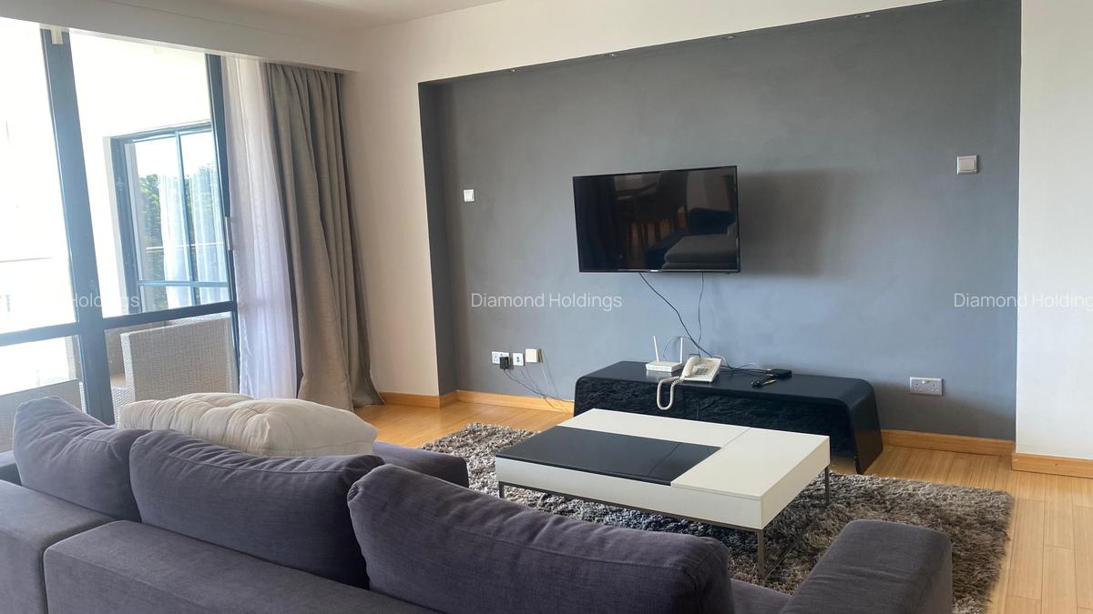 Serviced 2 Bed Apartment with En Suite at Brookside - 2