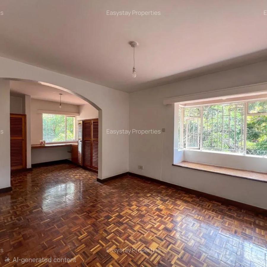 4 Bed Townhouse with En Suite in Riverside - 8