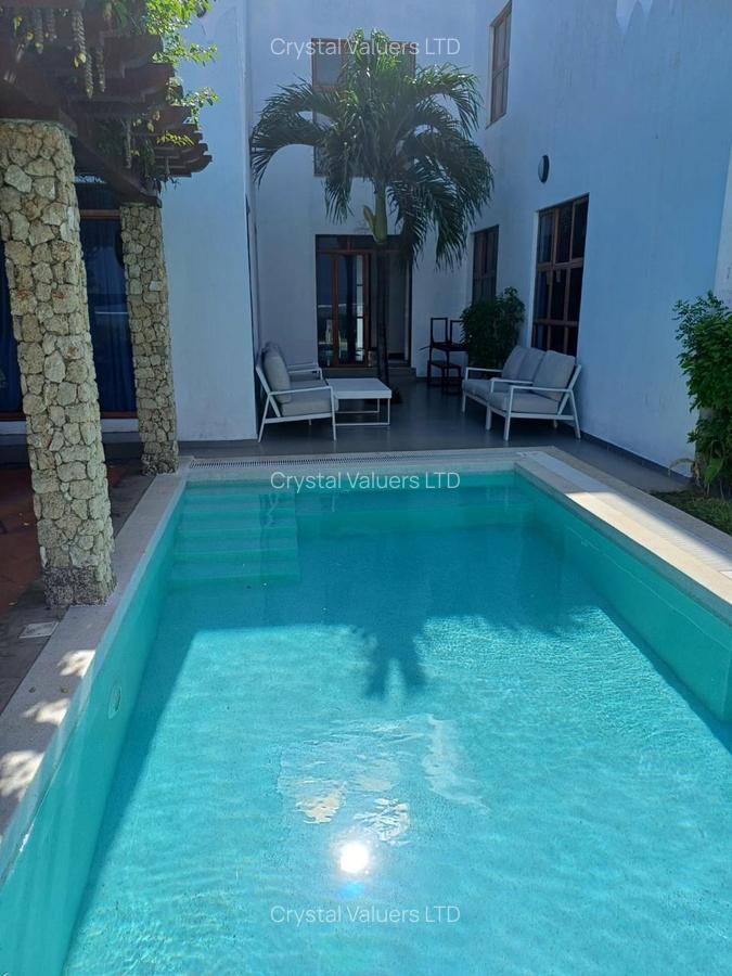 4 Bed Villa with En Suite in Kikambala - 20