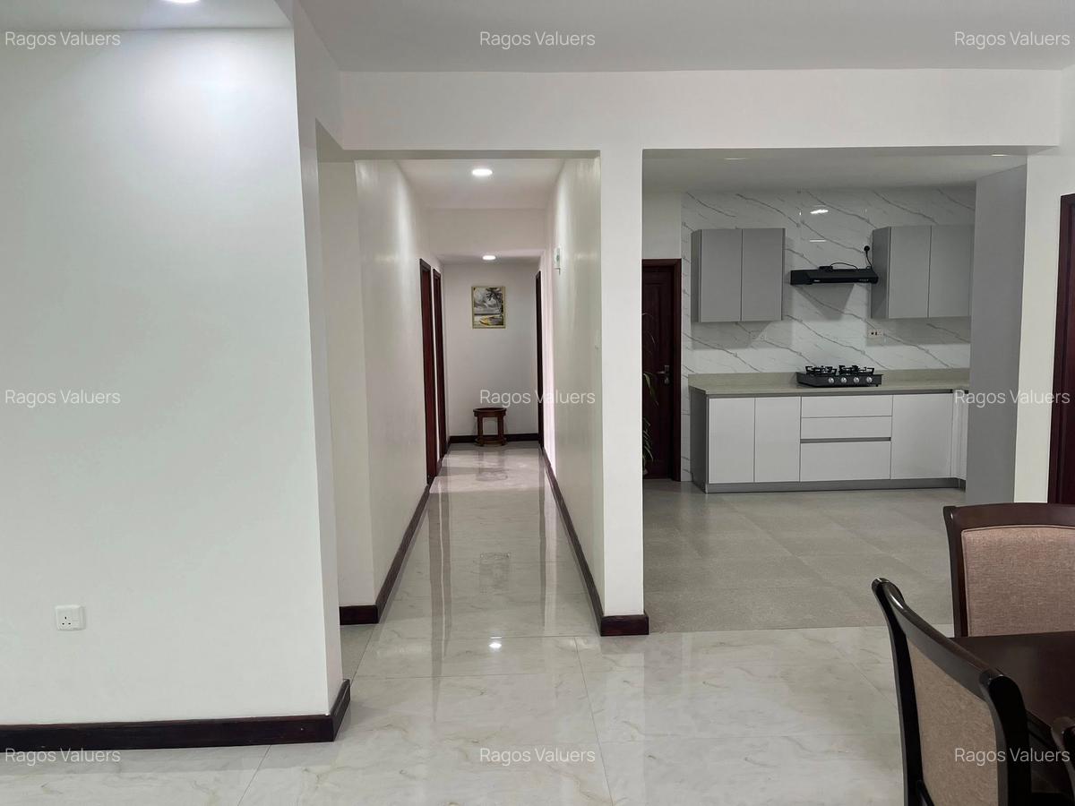 3 Bed Apartment with En Suite at Parklands Road - 9
