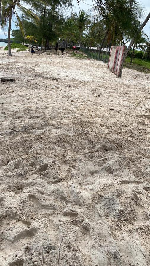 3 ac Land in Watamu - 3