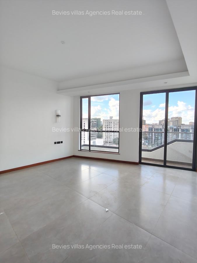 4 Bed Apartment with En Suite at Riverside - 7