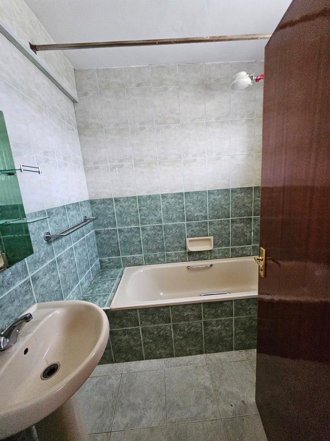 3 Bed Apartment with En Suite at Kilimani - 4