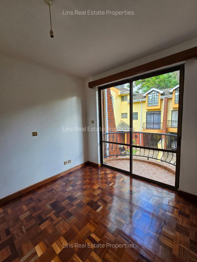 4 Bed Townhouse with En Suite in Kileleshwa - 13