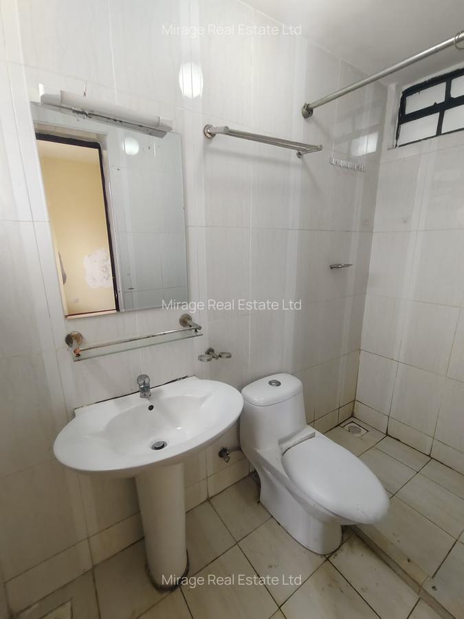 3 Bed Apartment with En Suite in Lavington - 7