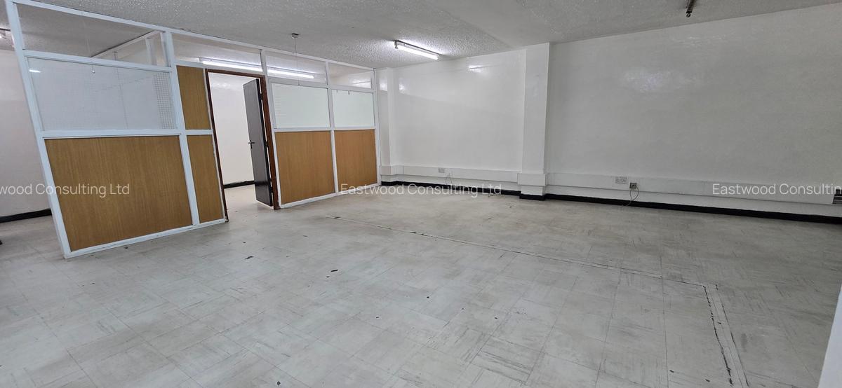 710 ft² Office with Service Charge Included at Baricho Road - 12