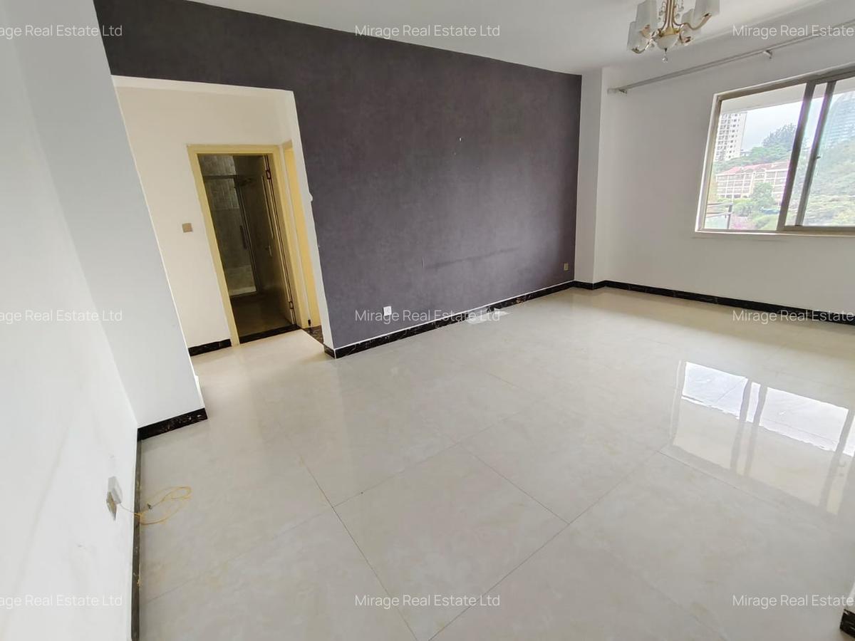 1 Bed Apartment with Swimming Pool in Kileleshwa - 3