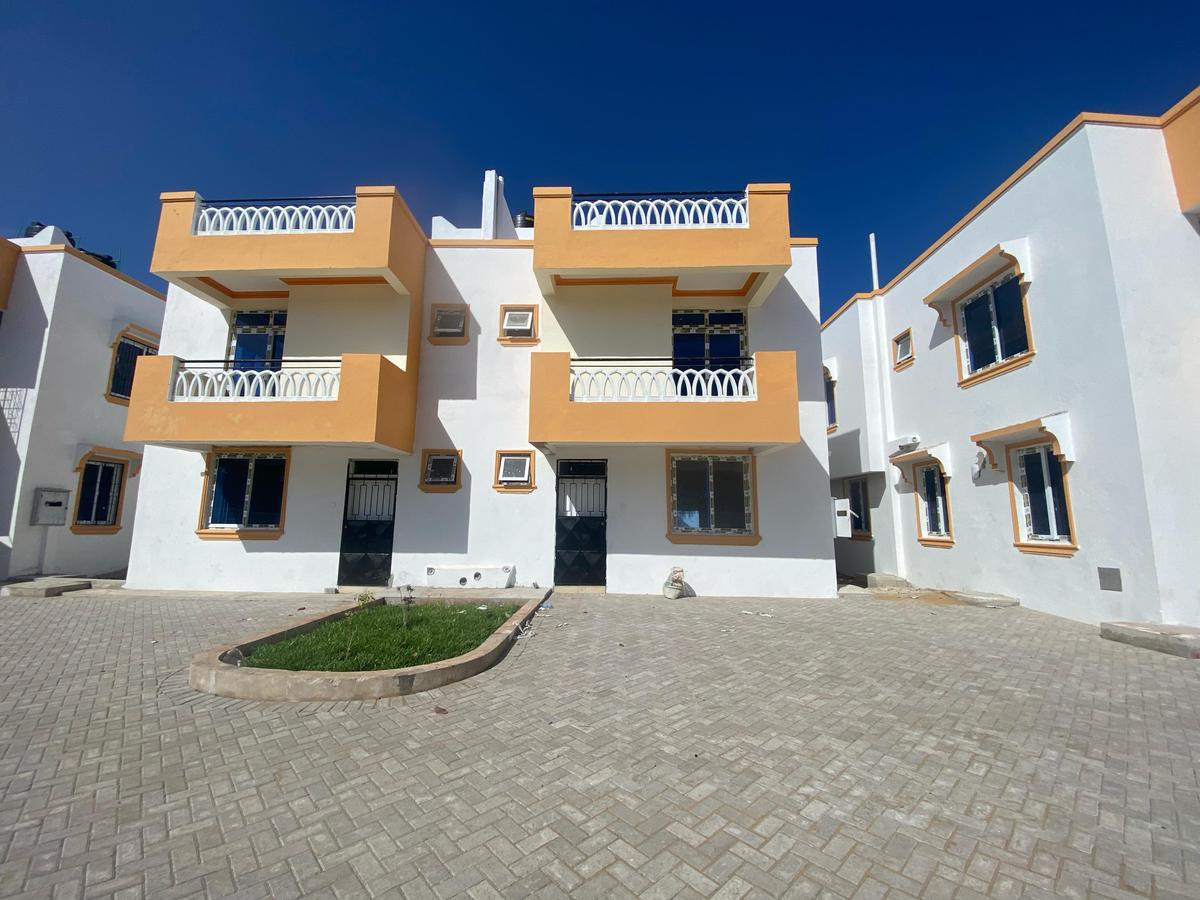 3 Bed Townhouse with En Suite at Mtwapa - 3