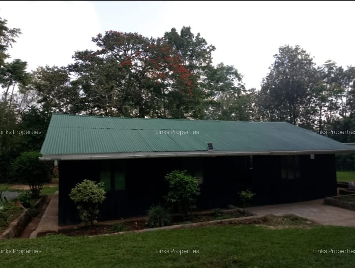 3 Bed House with En Suite at Karen - 1