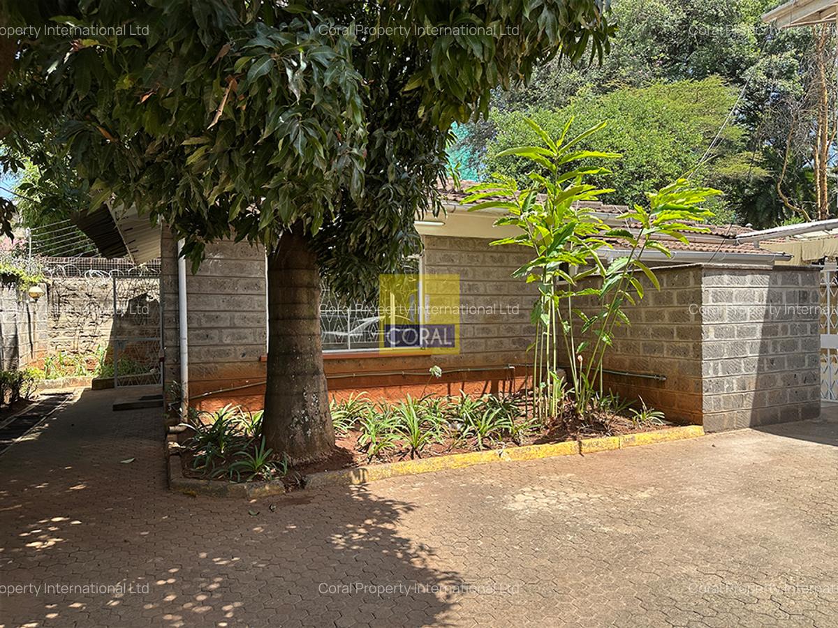 2 Bed Townhouse in Brookside - 14