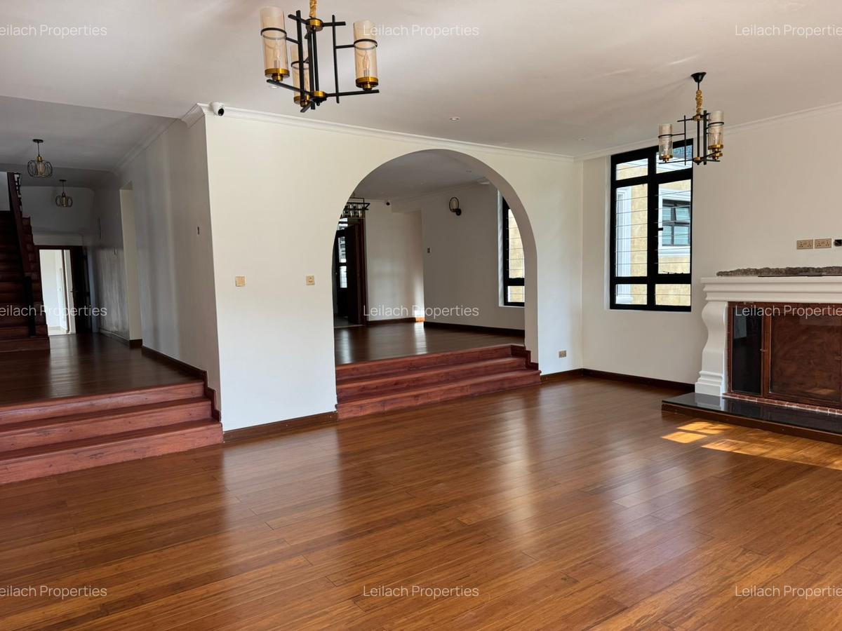 7 Bed House with En Suite in Runda - 6