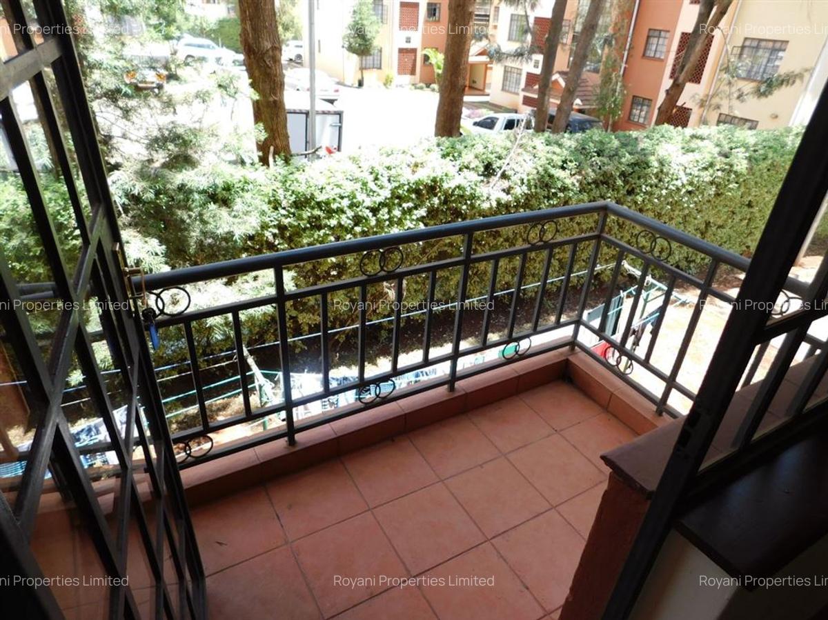 2 Bed Apartment with En Suite at Fourways Junction Estate - 15