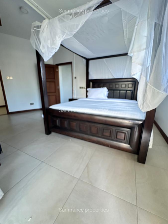 Serviced 3 Bed Apartment with En Suite at Cement Road - 9
