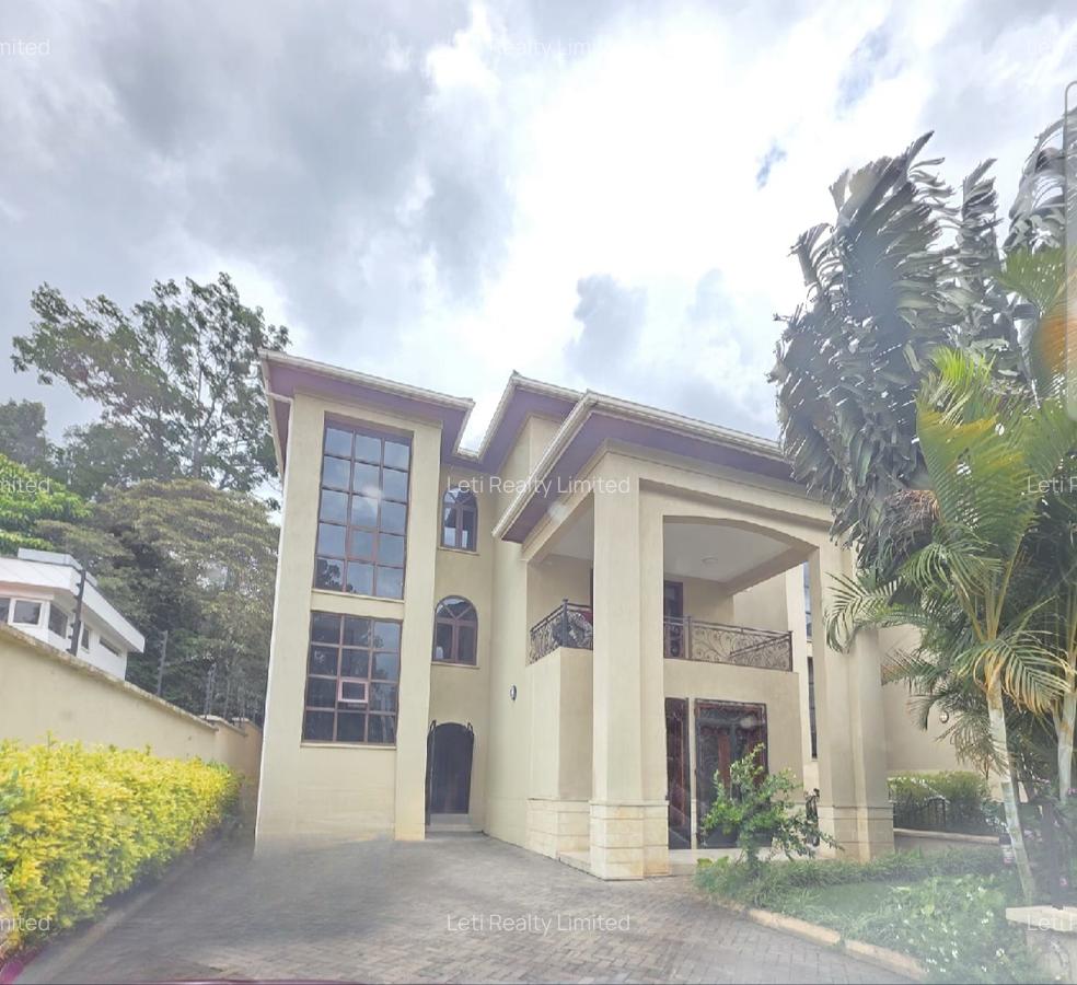 6 Bed Townhouse with En Suite in Lavington - 1