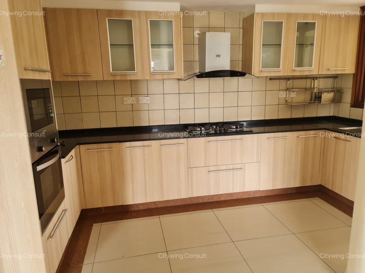 2 Bed Apartment with En Suite at Mazeras Road - 9