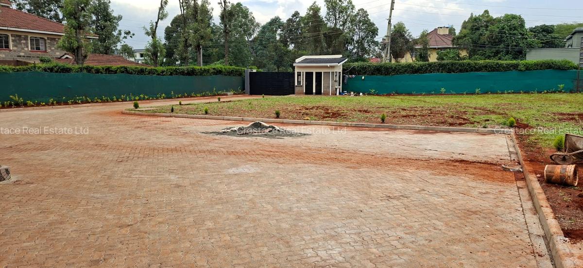 4 Bed House with En Suite in Karen - 2