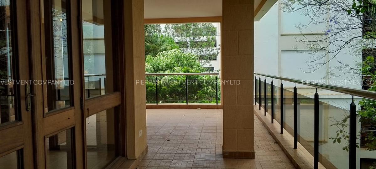 Serviced 3 Bed Apartment with En Suite in Riverside - 11